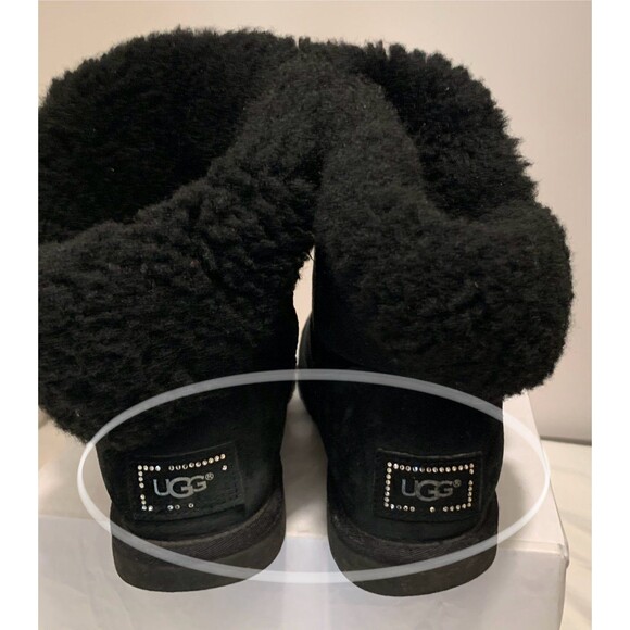 UGG Bailey Button Boots Size 9 - Picture 9 of 9